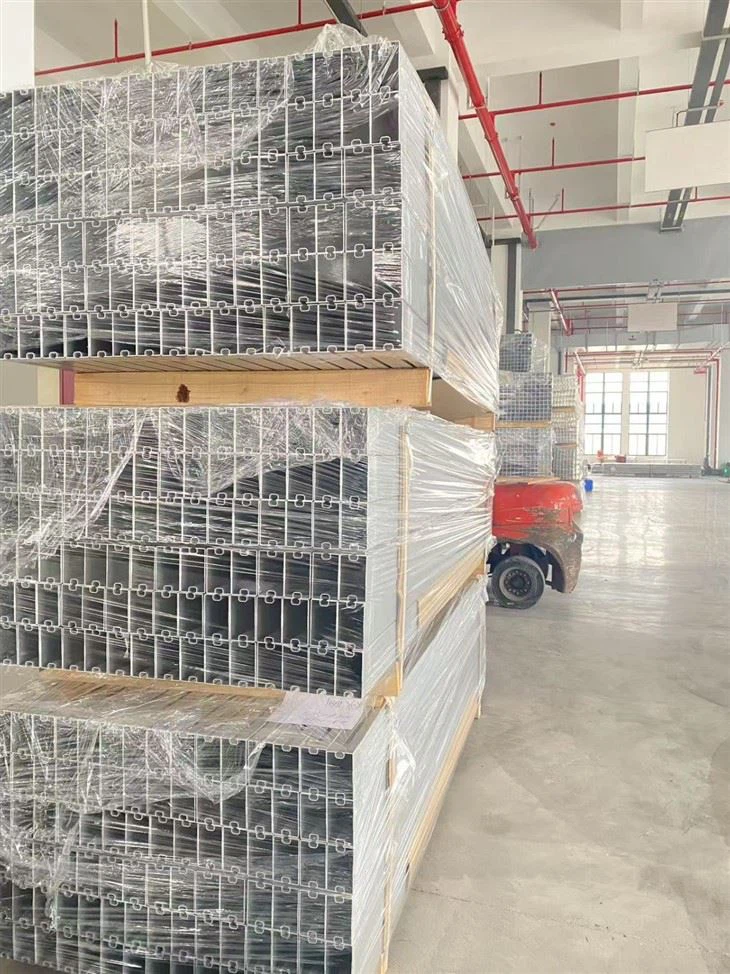 Pre-engineered/customizable Ground Mount Kits For Solar Panels suppliers