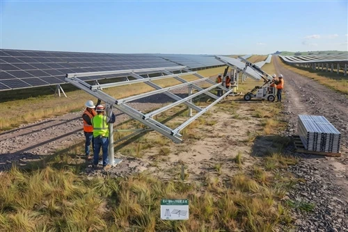 Optimierte Effizienz vor Ort: Grengy Solar demonstriert schnelle PV-Installation